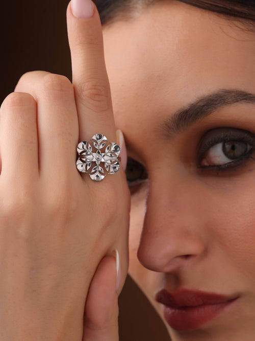 Divine Diya Ring - Sweetheart Jewel