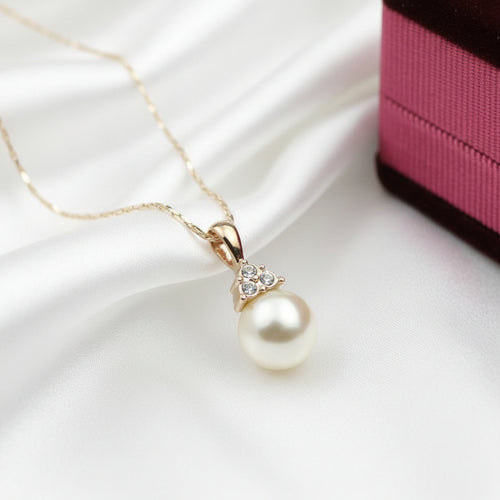 Glistening Rhinestone and Pearl Necklace - Sweetheart Jewel