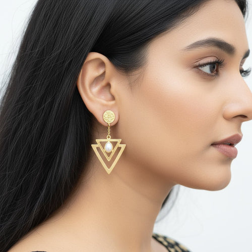 Golden Aura Moonstone Earrings - Sweetheart Jewel