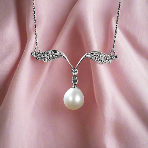 Romantic Angel Wings Necklace - Sweetheart Jewel