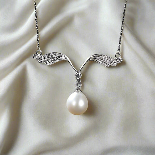 Romantic Angel Wings Necklace - Sweetheart Jewel