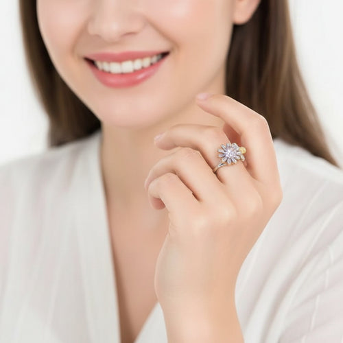 Sweet Flower and Bee Ring - Sweetheart Jewel